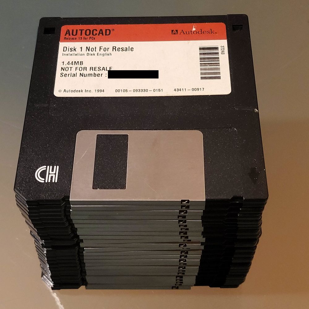 AutoCAD R13 sur "floppy disks"