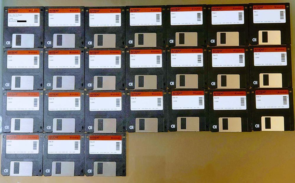 AutoCAD R13 sur "floppy disks"