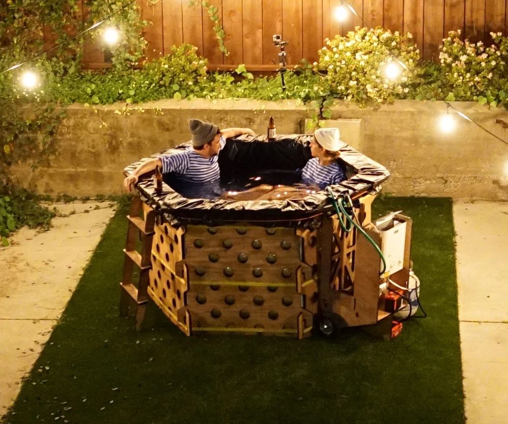 HOT TUB.jpg