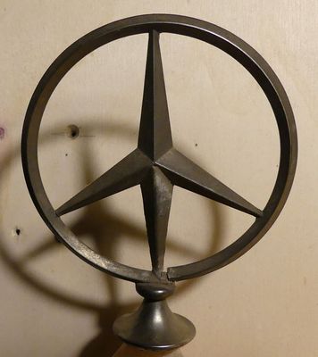 Ziel: Mercedes-Peace-Stern