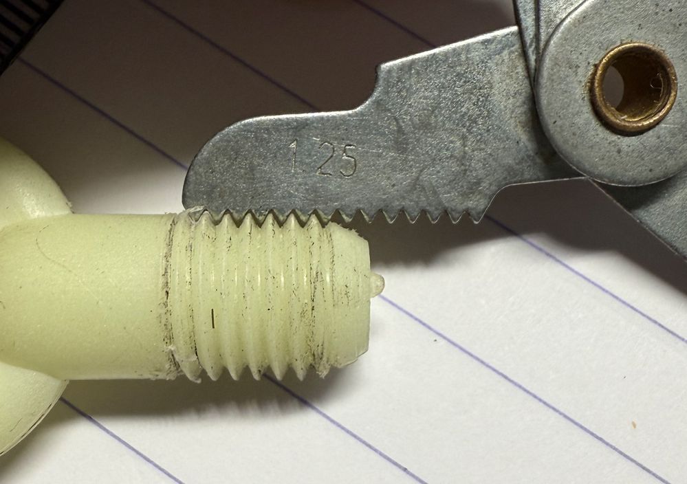 This is what the correct thread looks like (manufactured part)