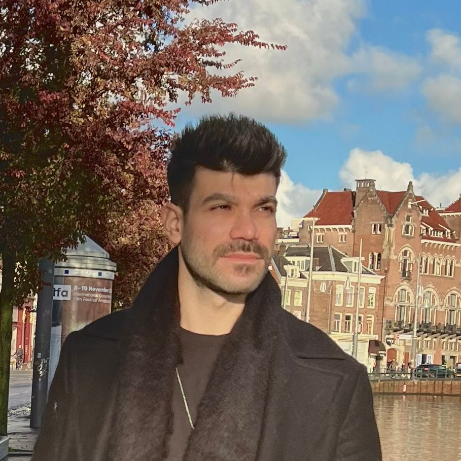 KAAN ZORLU.jpg