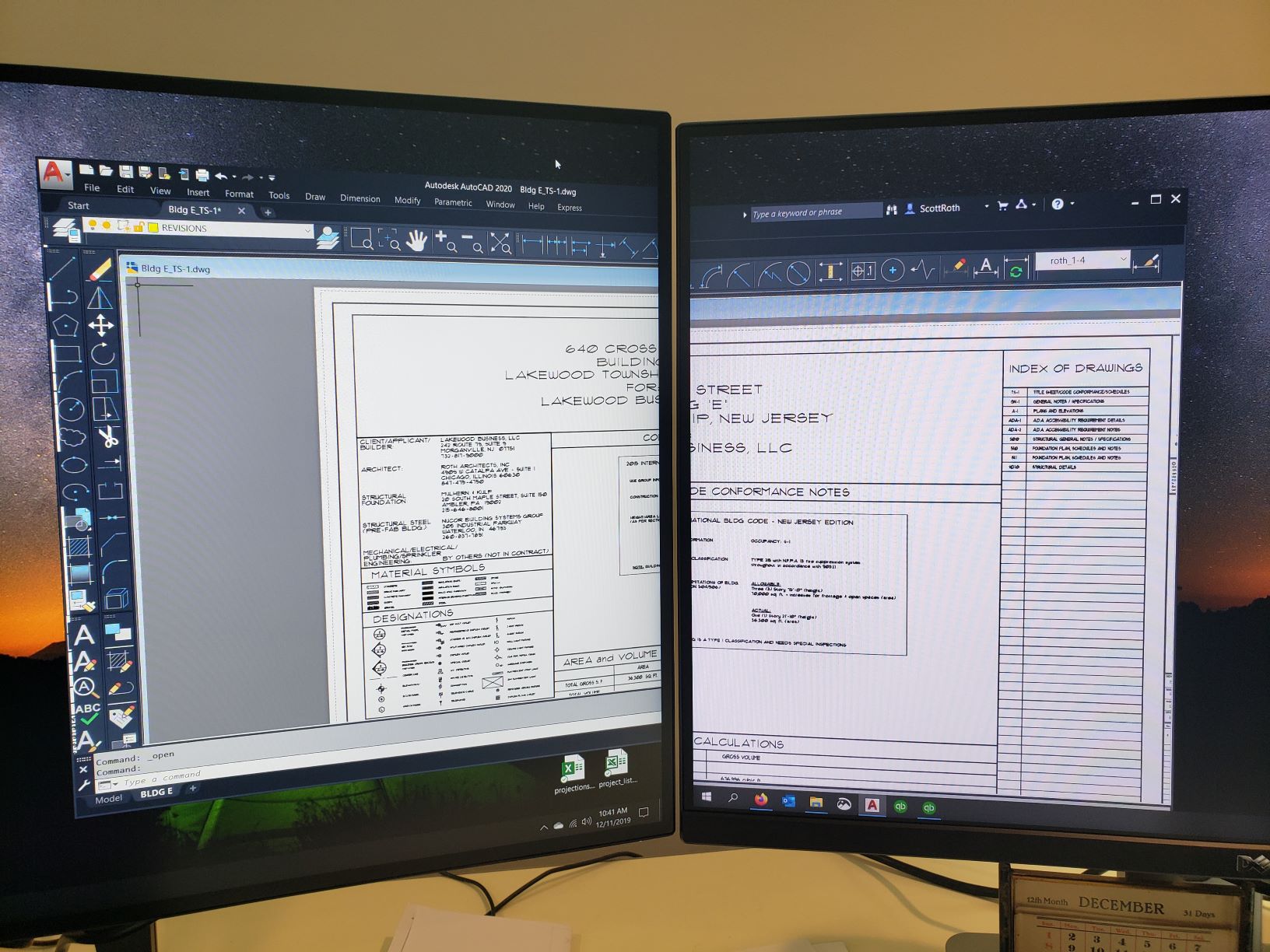 Solved: Dual monitor setup with AutoCAD 2020/tabs - Autodesk Community -  AutoCAD