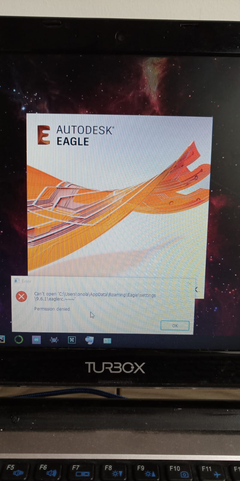 Eagle ekranı geliyor ama açılmıyor - Autodesk Community